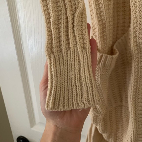 Lace up side cardigan - Picture 3 of 3